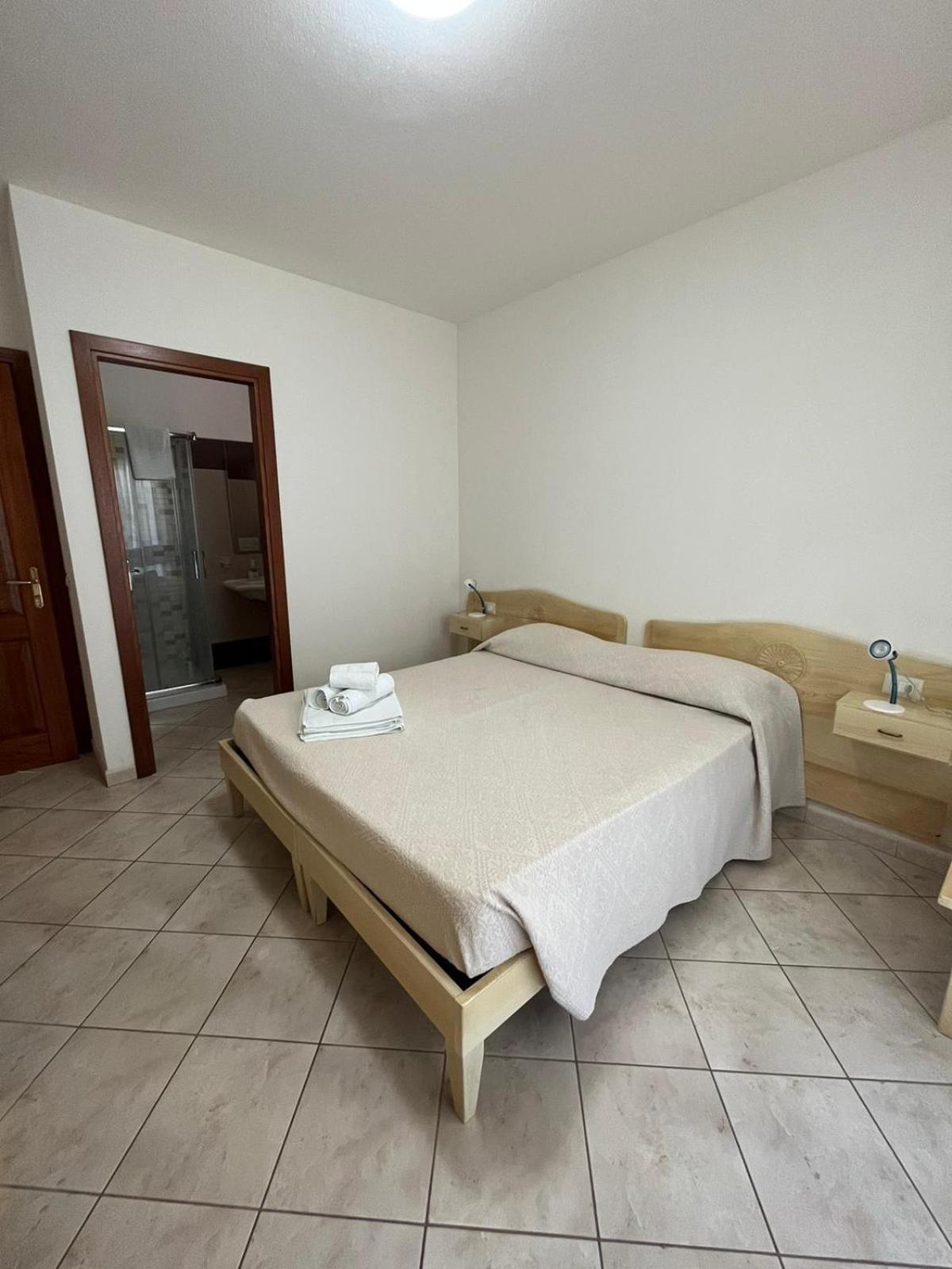 Appartement Senabrinu à Suni Extérieur photo
