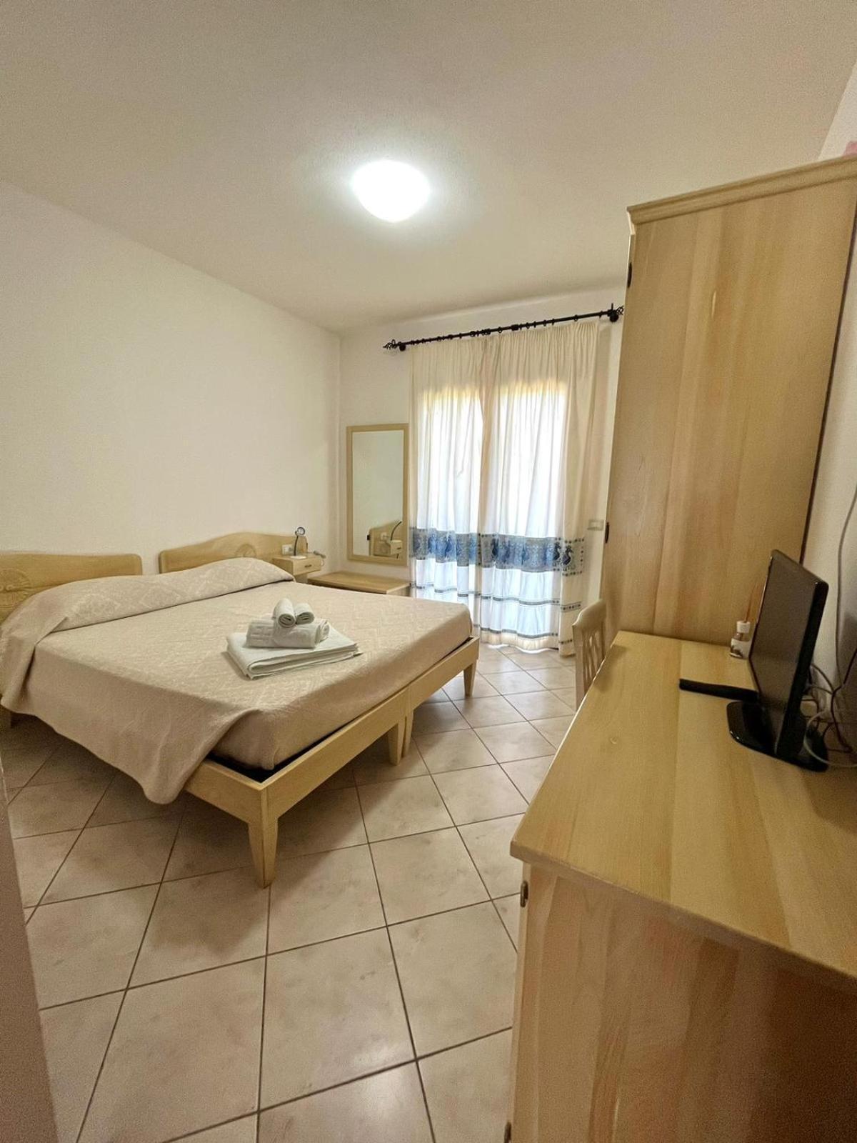 Appartement Senabrinu à Suni Extérieur photo